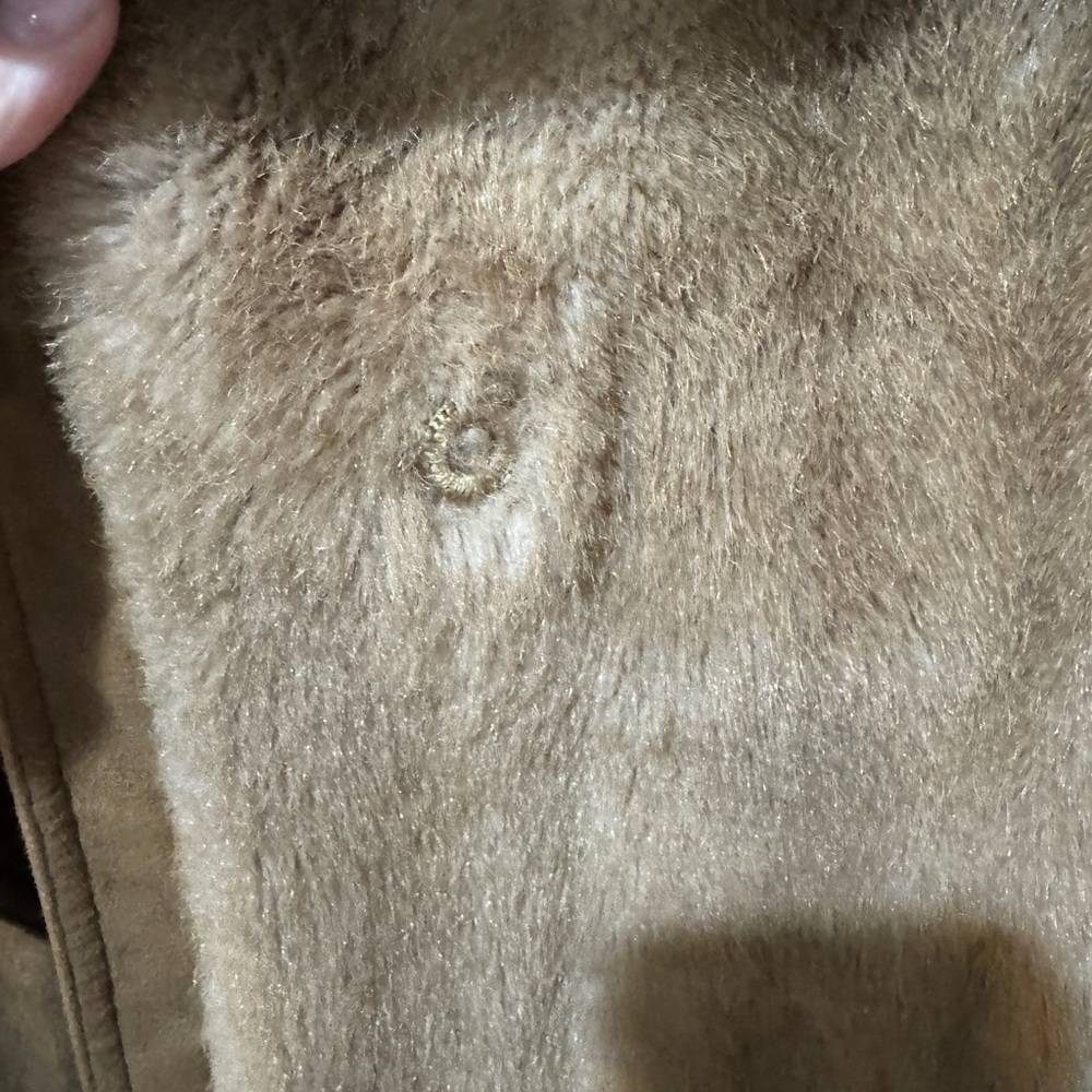 Luxurious Tan Gaux Fur Coat by Grandella| Vintage| Sportowne| - Picture 6 of 7